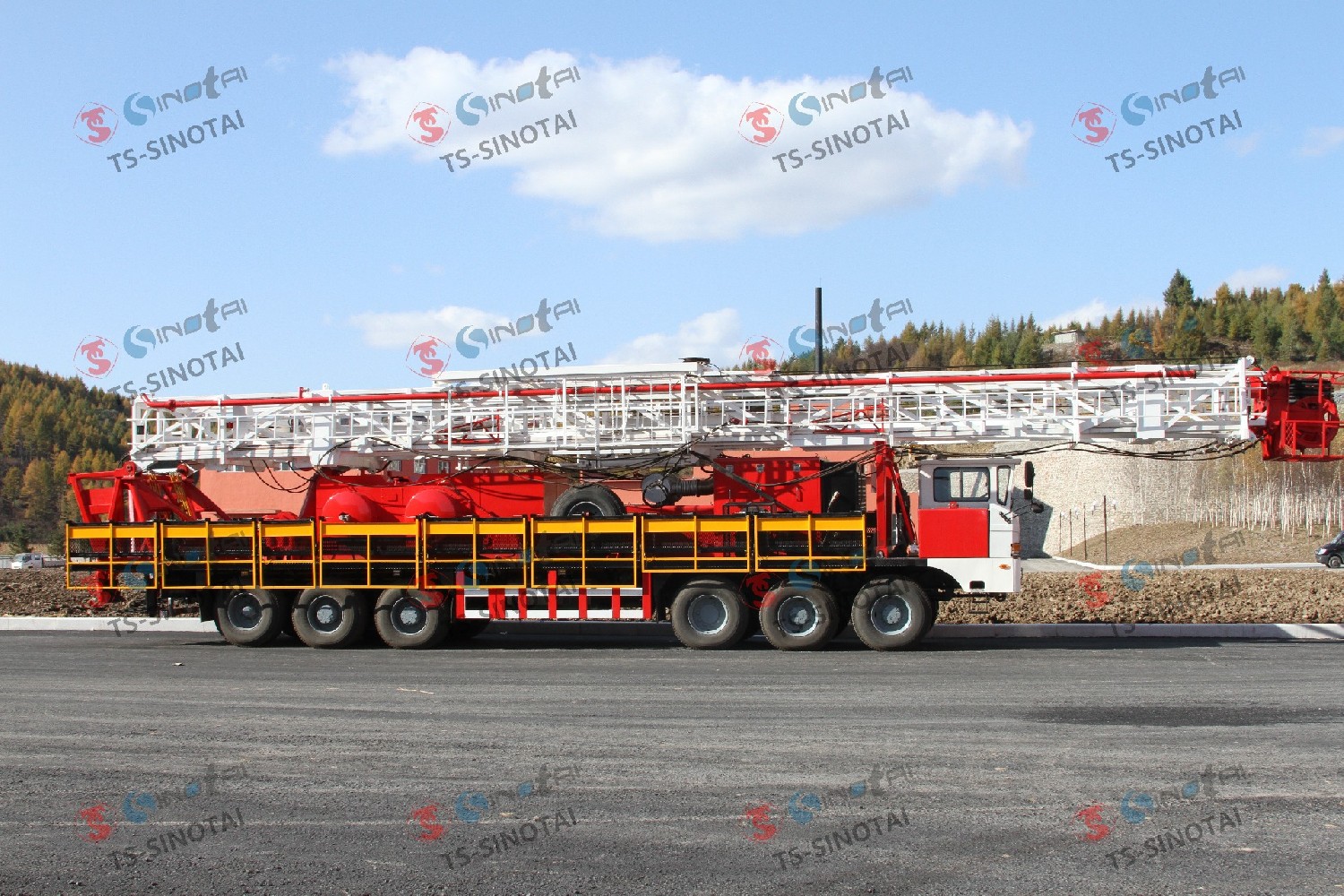 What is no guy-line workover rig