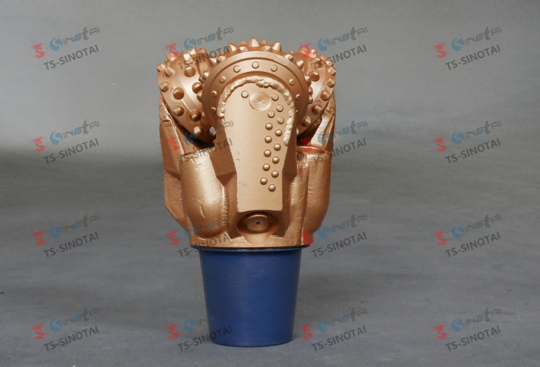 What is no guy-line workover rig